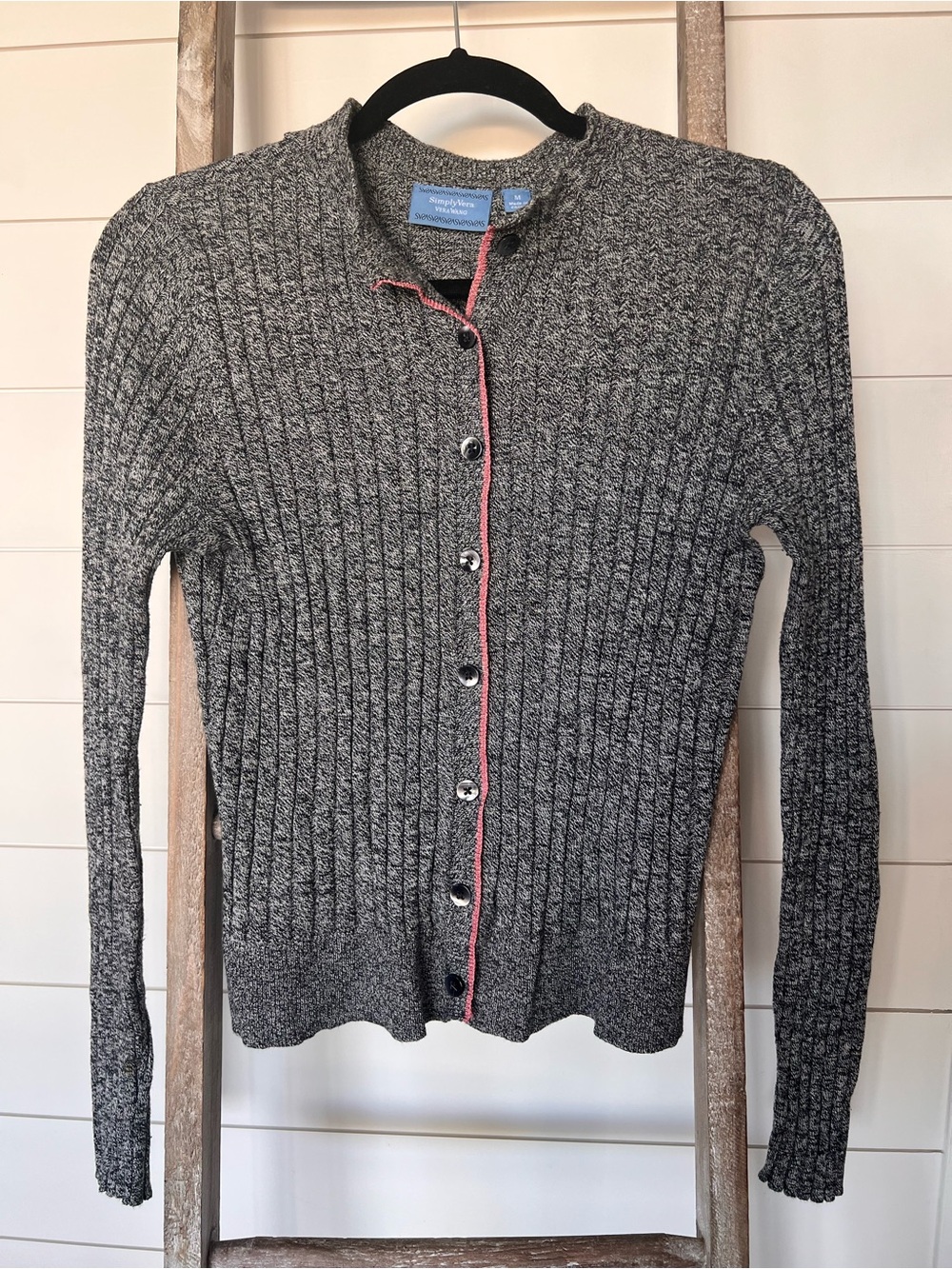Women’s Gray Ribbed Simply Vera Vera Wang button-front cardigan